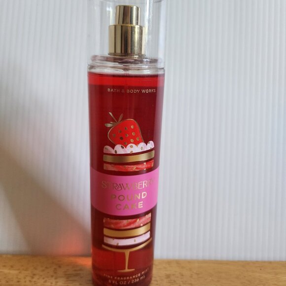 NWT Bath and Body Works, Fine Fragrance Mist, Strawberry Pound Cake - Picture 1 of 4